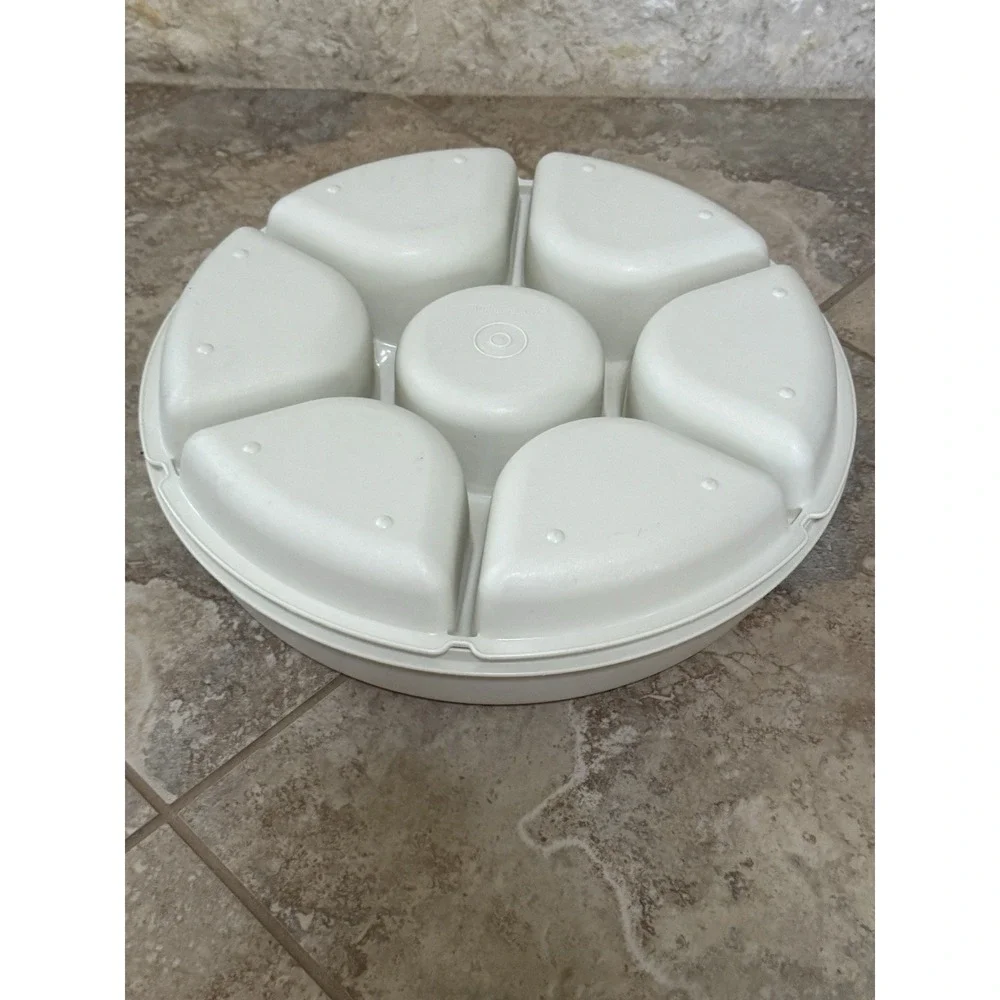 Vintage Divided Tupperware Veggie Fruit Chip Dip Serving Tray With Lid Large 14